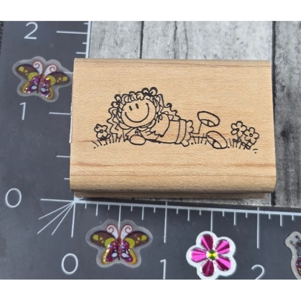 Imaginations Little Girl Laying In Grass Flowers Rubber Stamp Wood #H117